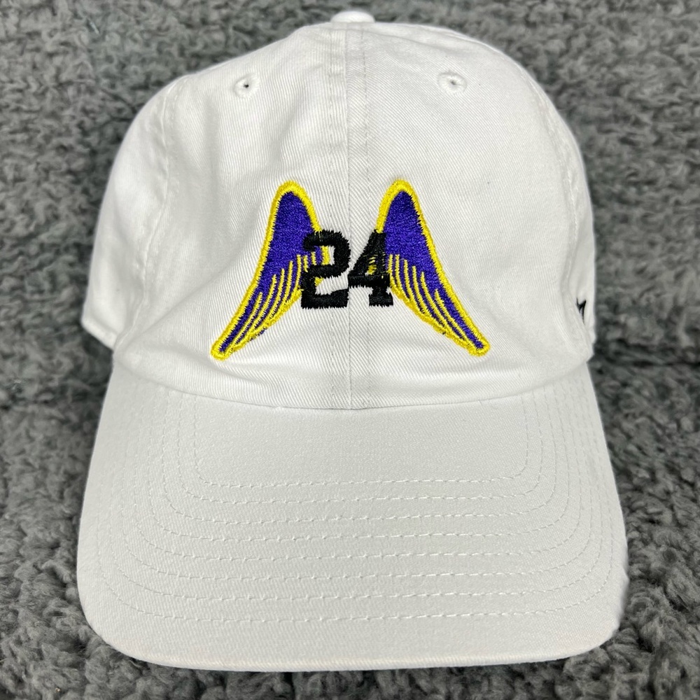 ‘47 brand Womens Kobe Bryant Cap White #24 Angel Wings Adjustable LA Lakers RARE